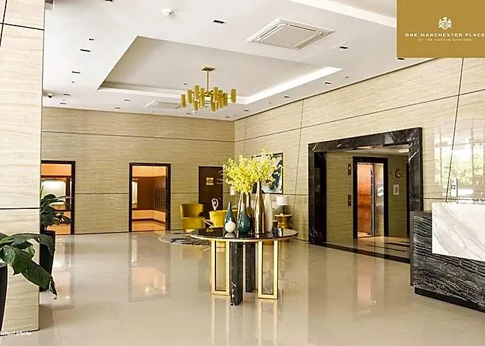 One Manchester Place By Hiverooms 4*