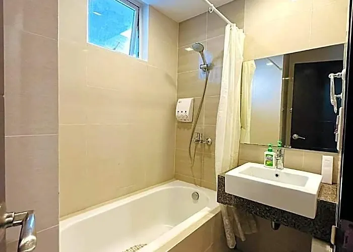 Hotel One Manchester Place By Hiverooms 4*